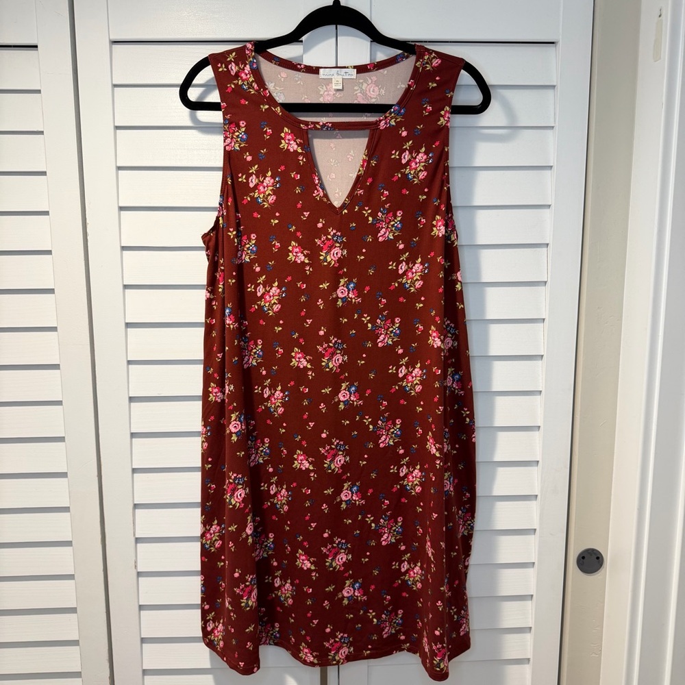 Women’s Floral Sleeveless Swing Dress V-Neck Cutout Stretch Knit‎ XL